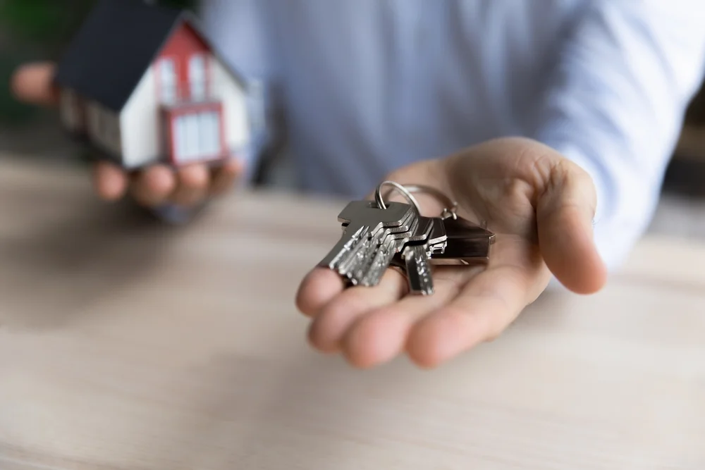 ¿Vale la pena comprar vivienda para arrendar? Lo que nadie le dice antes de invertir