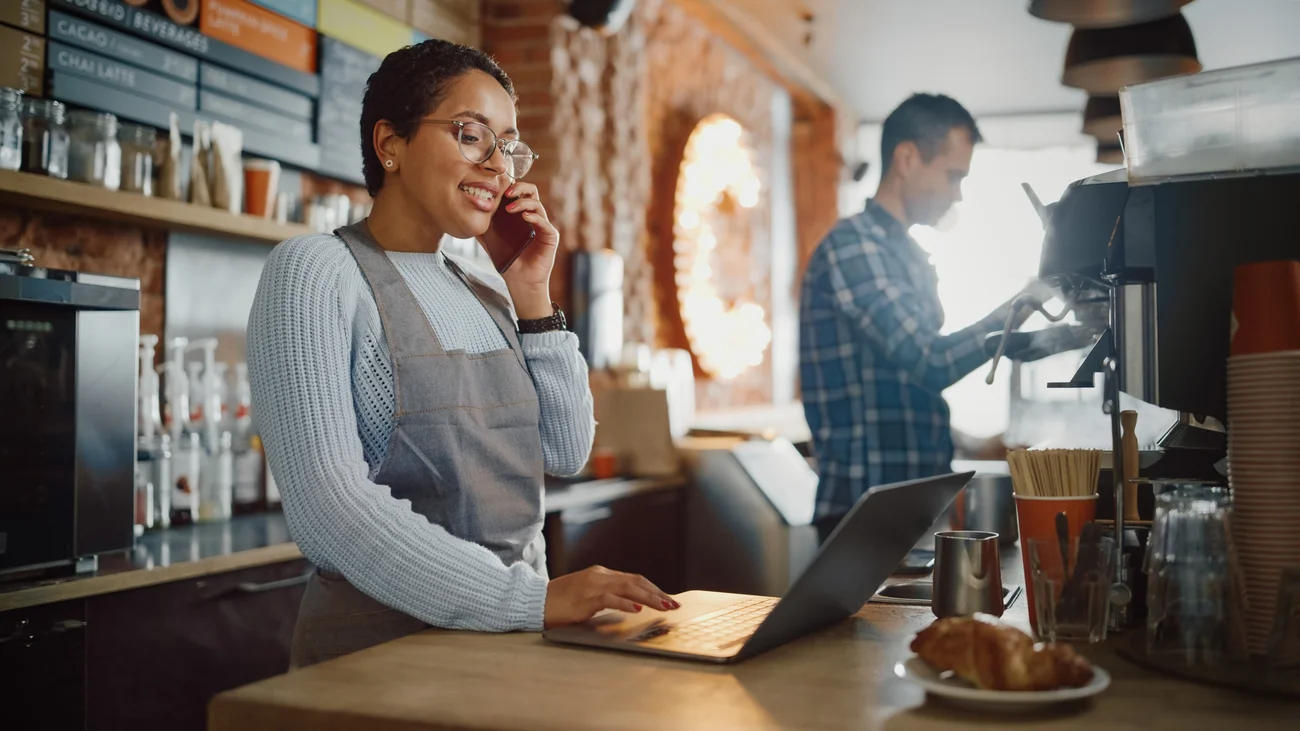 De la tienda a la pantalla: Aprenda a vender con confianza en cualquier entorno