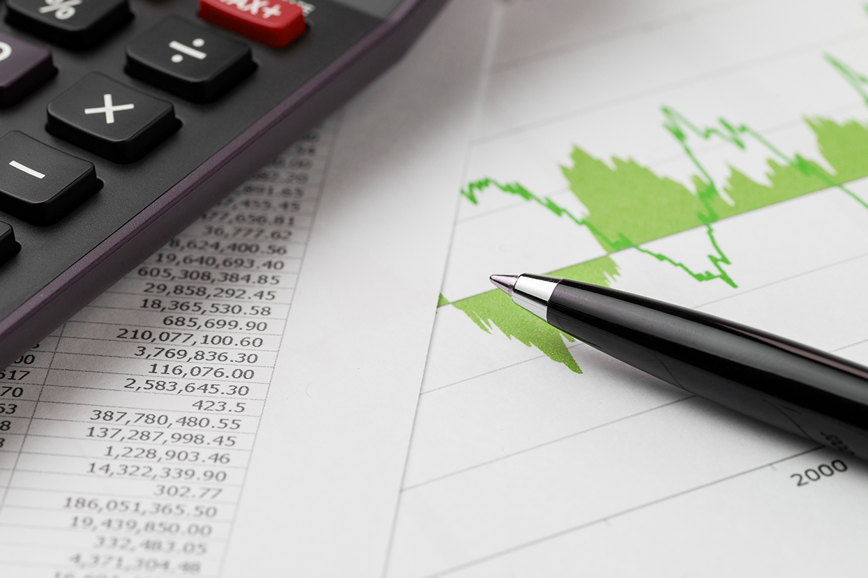 La curva de rendimientos: una señal que advierte recesiones económicas