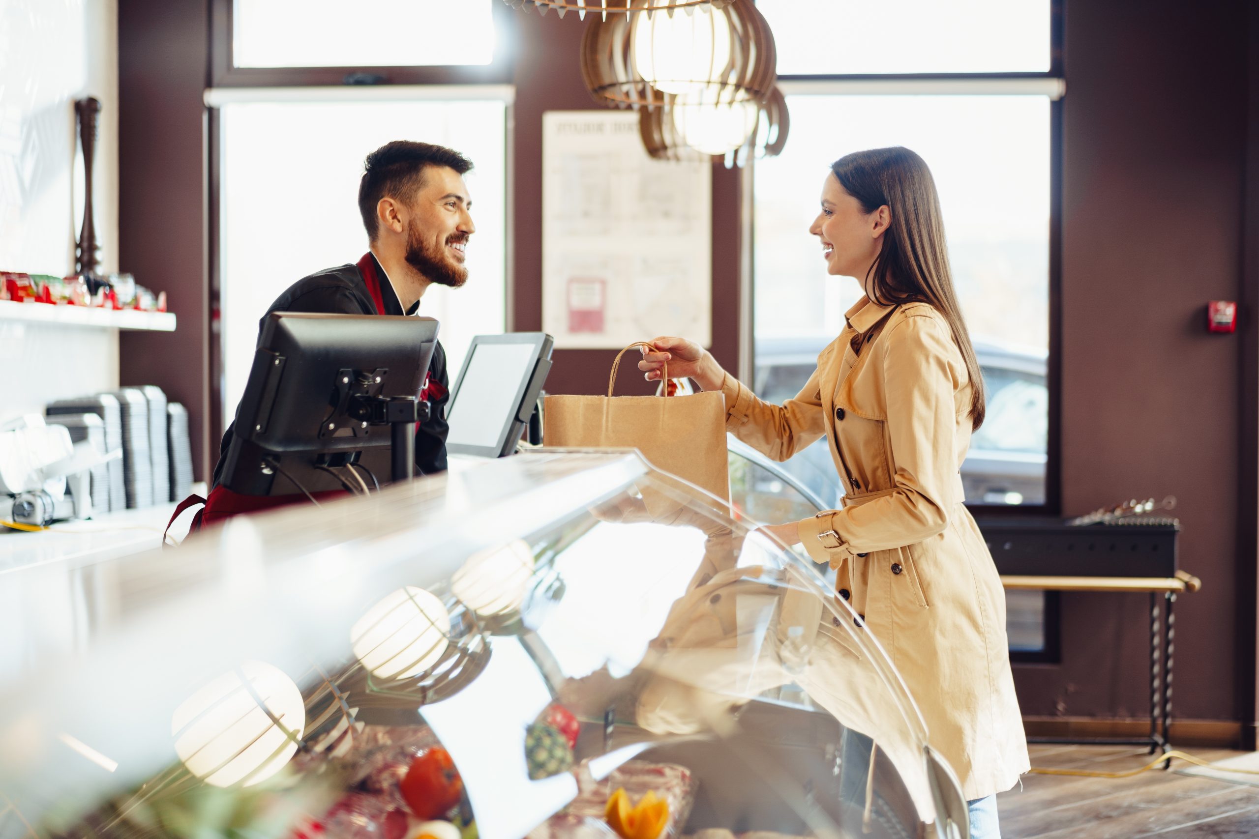 ¿Cómo fidelizar a sus clientes locales?