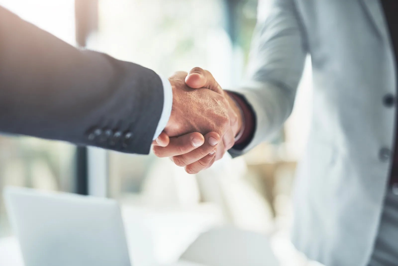 ¿Cómo los negocios Fiduciarios benefician a los empresarios?
