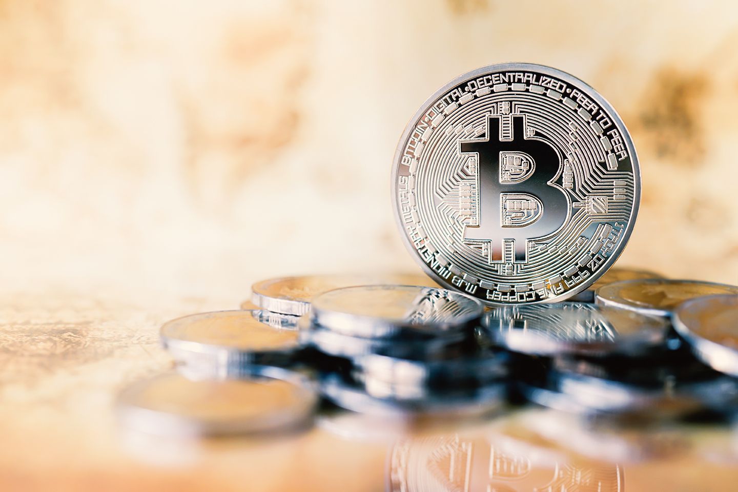 ¿Qué son las monedas virtuales y cómo funcionan?