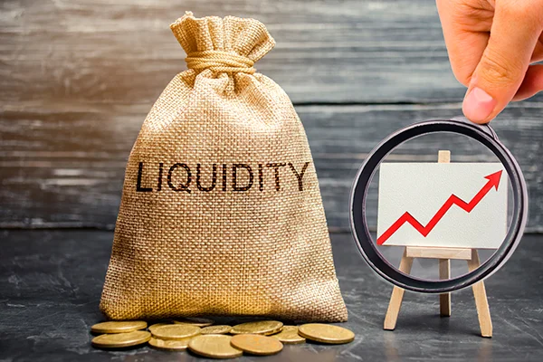 Así se relaciona la liquidez financiera con la rentabilidad y el riesgo